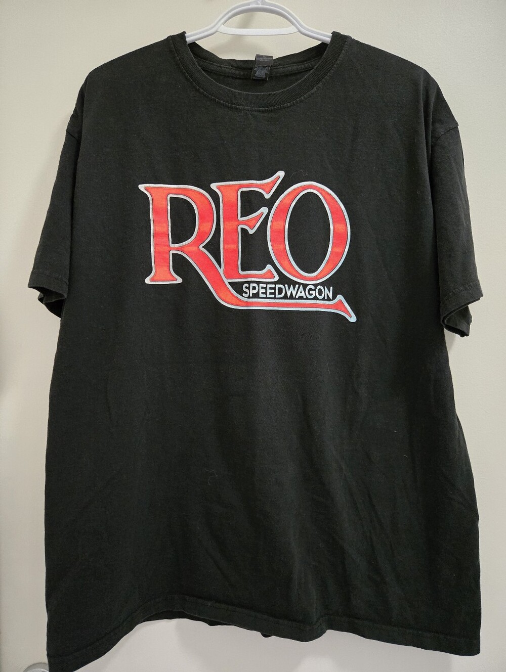 Mens REO Speedwagon Band TShirt